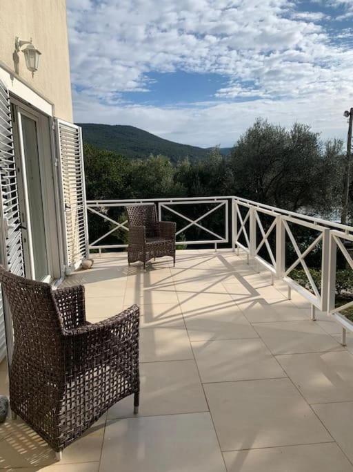 Villa Thetis บิโกโว ภายนอก รูปภาพ