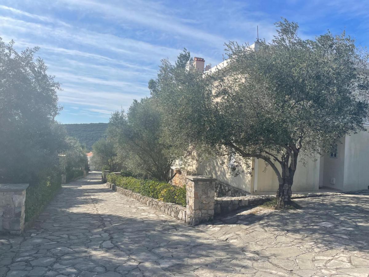 Villa Thetis บิโกโว ภายนอก รูปภาพ