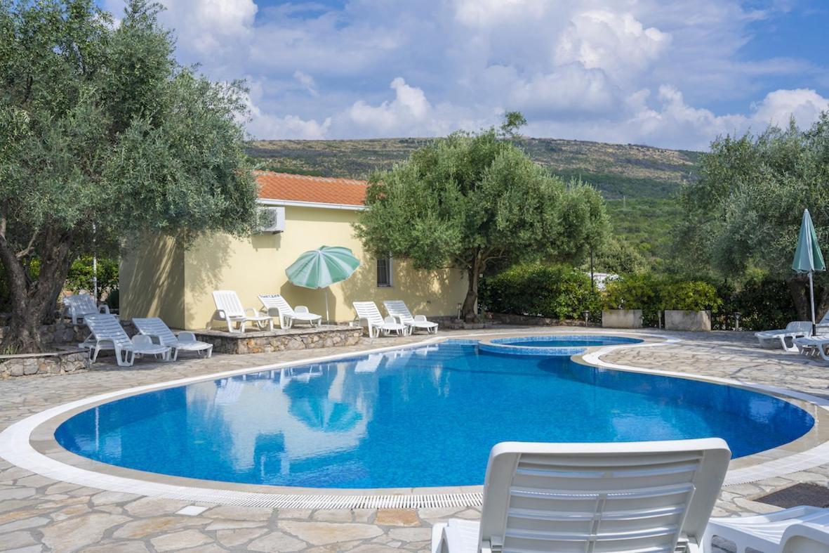 Villa Thetis บิโกโว ภายนอก รูปภาพ